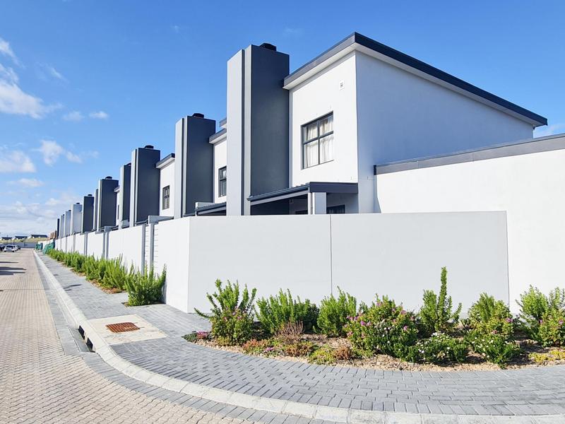 2 Bedroom Property for Sale in Zonnendal Western Cape